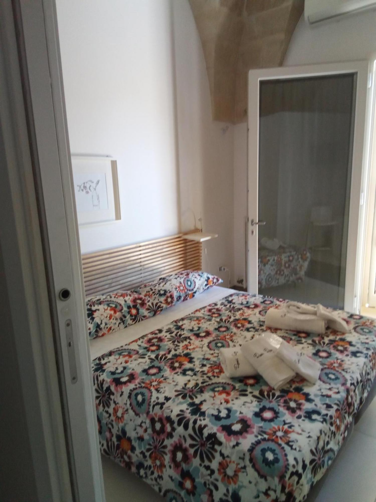 Rescio'S Rooms กาวัลลีโน ดิ เลชเช ภายนอก รูปภาพ
